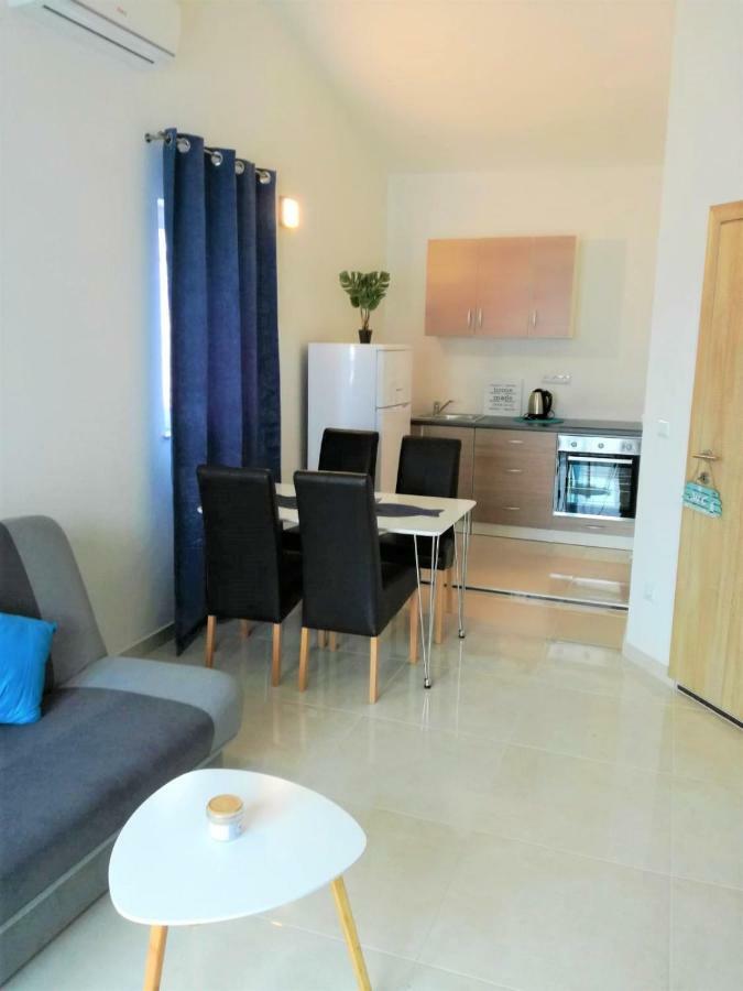 Apartman Adriatic Trogir Bagian luar foto