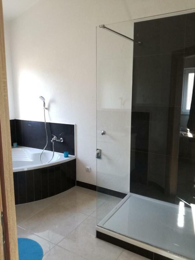 Apartman Adriatic Trogir Bagian luar foto