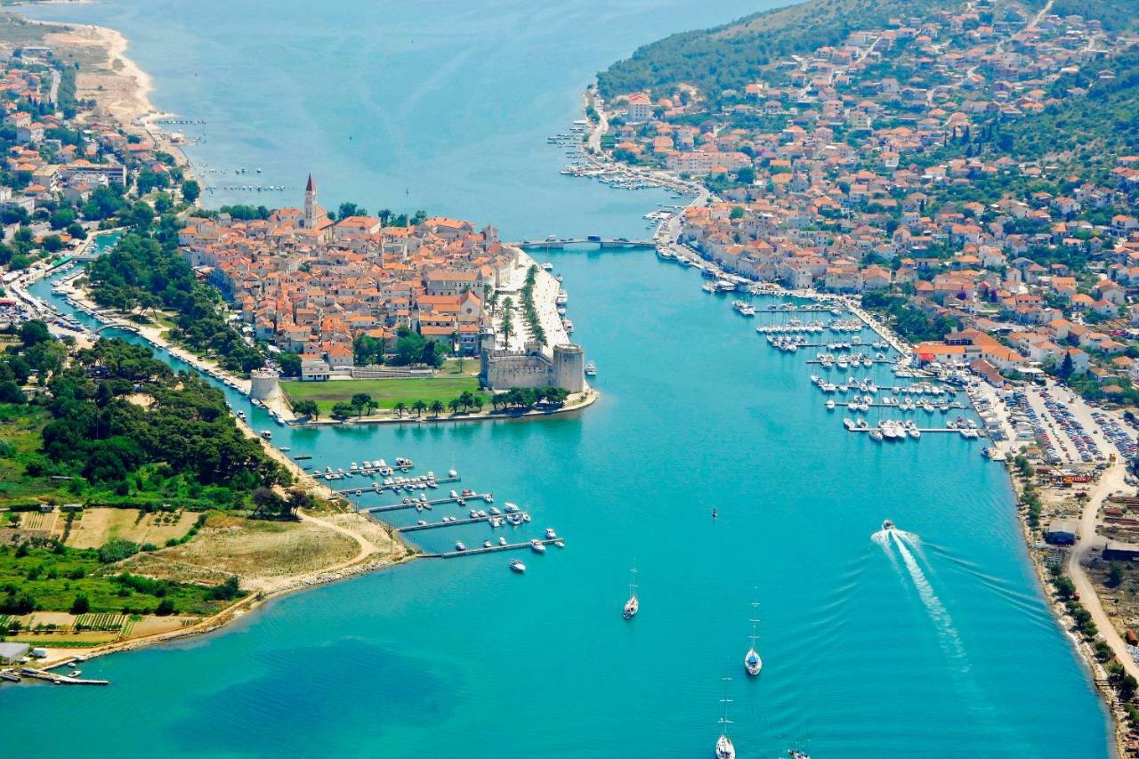 Apartman Adriatic Trogir Bagian luar foto